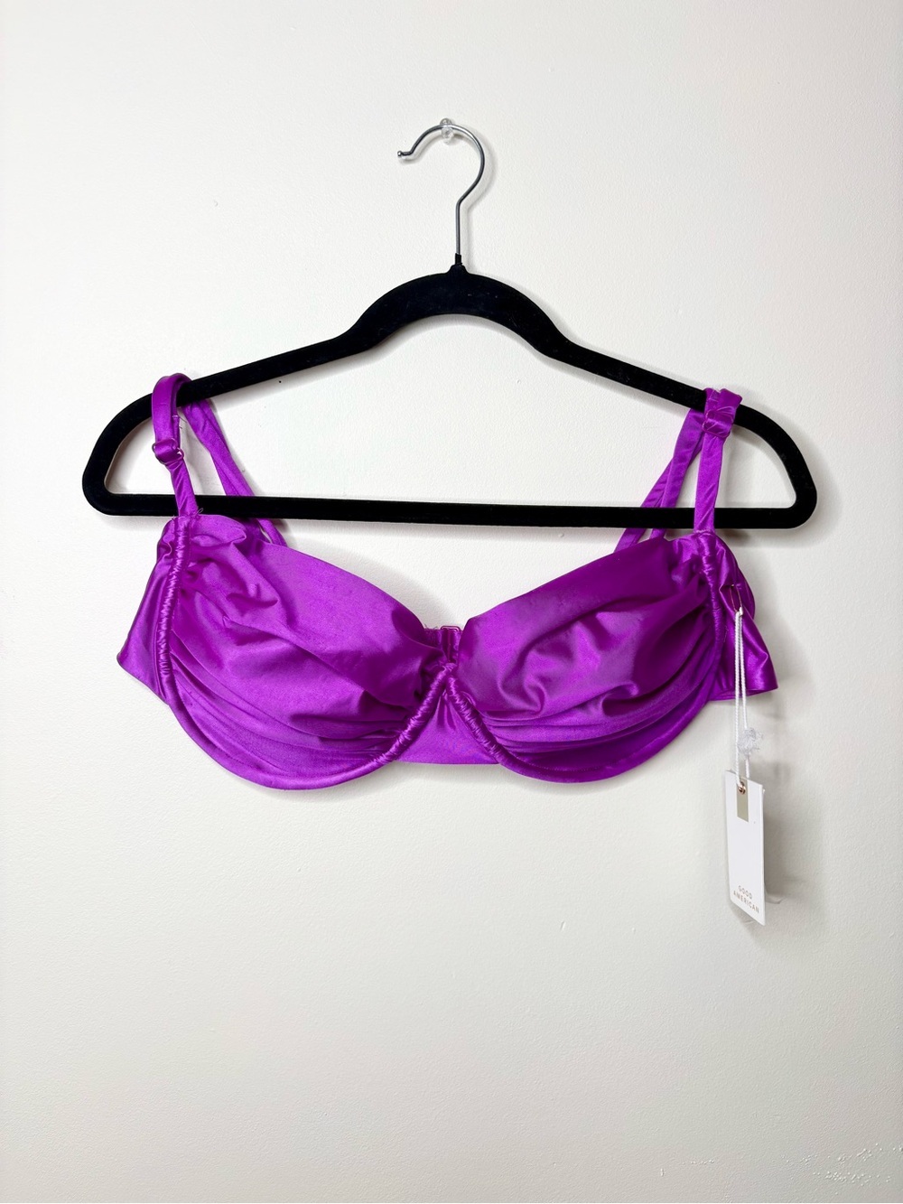 Good American Bright Orchid Ruched Demi Bikini Top Size 5 - Picture 4 of 8